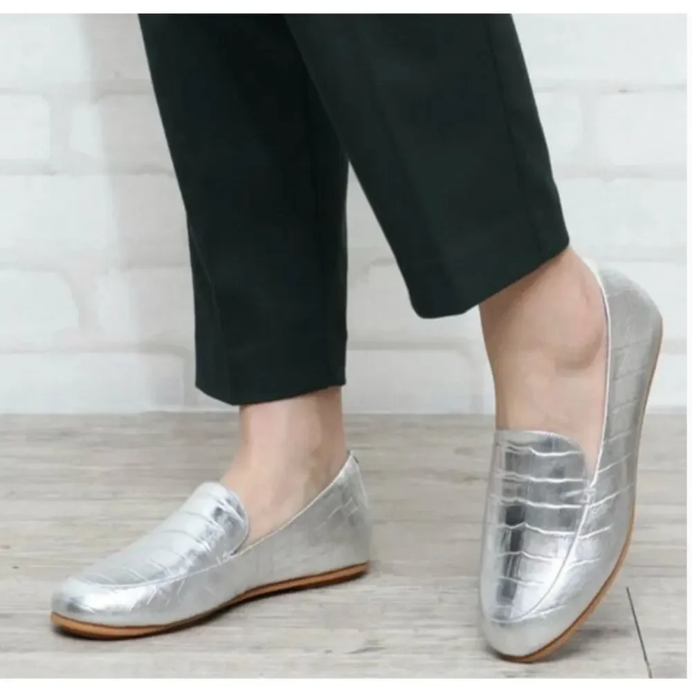 NWOT Fitflop Metallic Silver Croc-Embossed Slip-On Loafers.